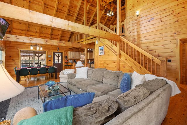 1238 Mossy Cove Way, Sevierville, TN 37876