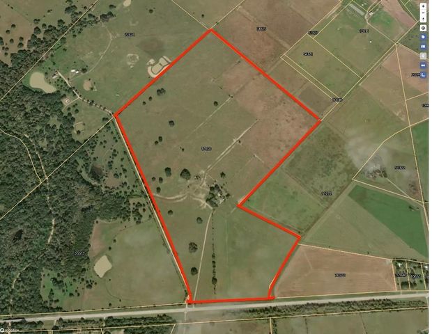 3671 W Fm 1093 Road, Wallis, TX 77485