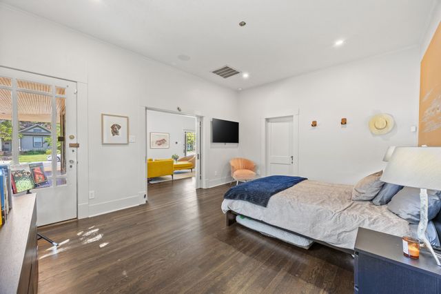 732 Haines Avenue, Dallas, TX 75208