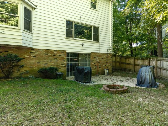 2197 Thurmont Road, Akron, OH 44313