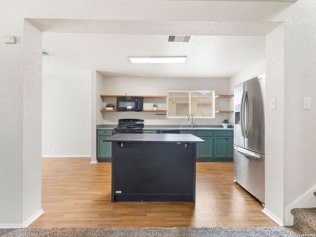 10034 Southern Sun, San Antonio, TX 78245