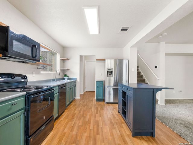 10034 Southern Sun, San Antonio, TX 78245