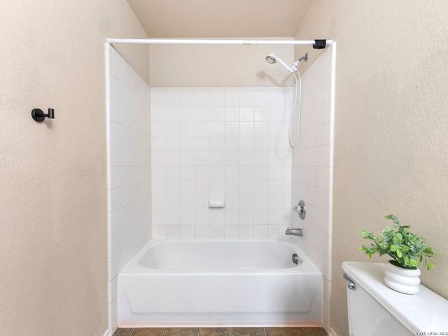 10034 Southern Sun, San Antonio, TX 78245