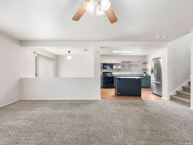 10034 Southern Sun, San Antonio, TX 78245