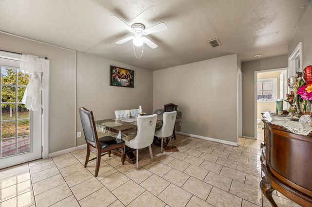 1513 Glynn Oaks Drive, Arlington, TX 76010