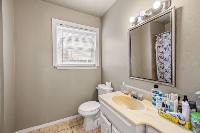 1513 Glynn Oaks Drive, Arlington, TX 76010