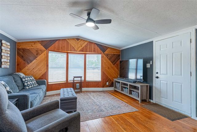 9220 County Road 272, Bertram, TX 78605