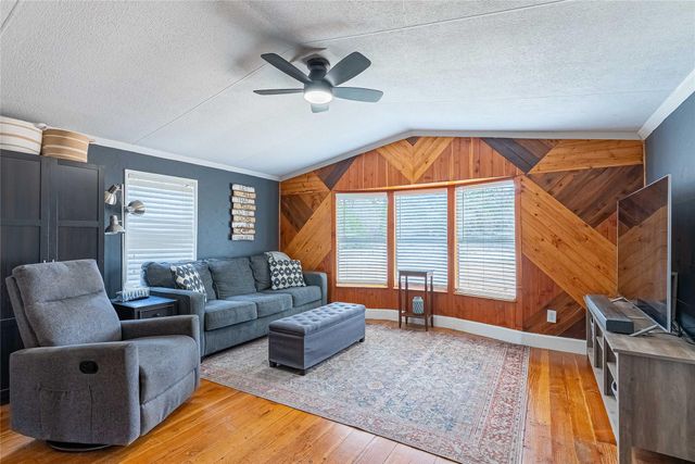 9220 County Road 272, Bertram, TX 78605