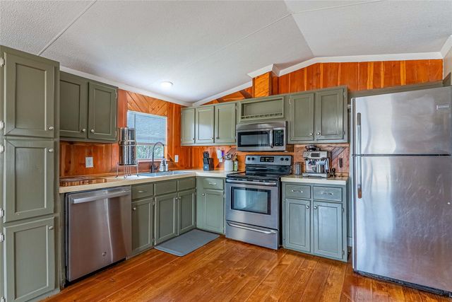 9220 County Road 272, Bertram, TX 78605