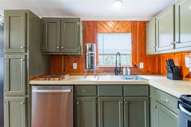 9220 County Road 272, Bertram, TX 78605