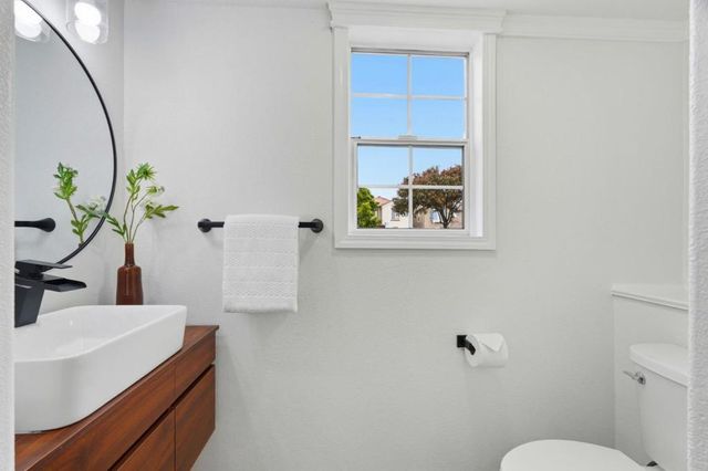 374 Marquetry Court, San Jose, CA 95116