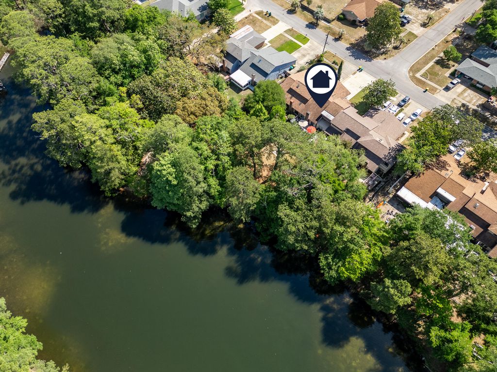 1112 Pin Oak Circle, Niceville, FL 32578