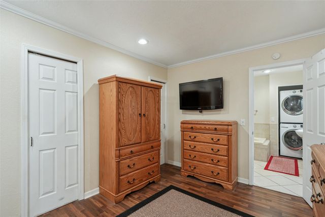 510 N 3rd Avenue E, Newton, IA 50208