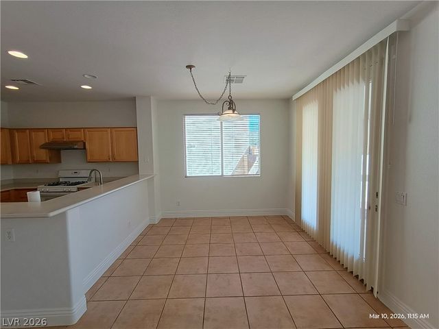 7918 Mustang Canyon Street, Las Vegas, NV 89113