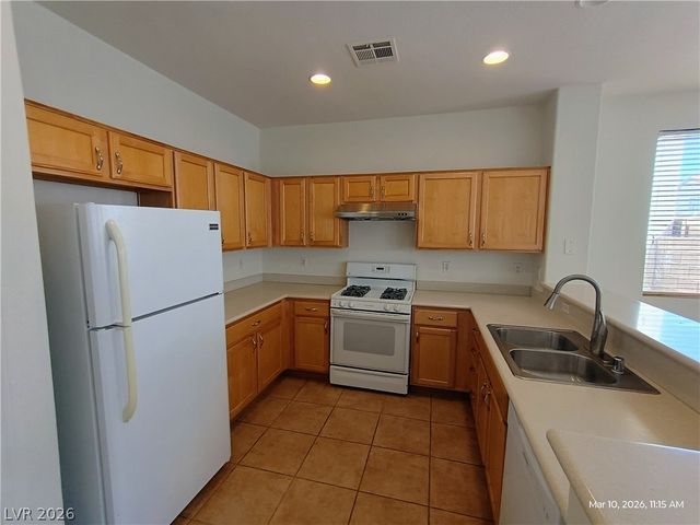 7918 Mustang Canyon Street, Las Vegas, NV 89113