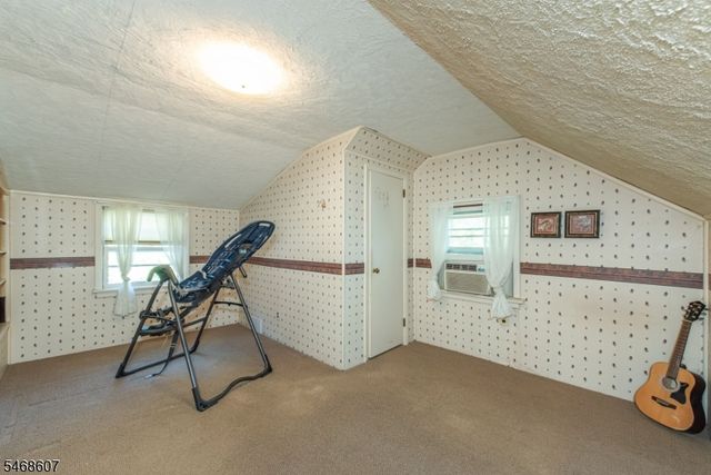 11 Cresthill Rd, Verona Twp., NJ 07044
