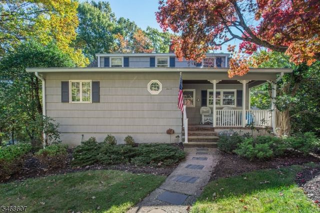 11 Cresthill Rd, Verona Twp., NJ 07044