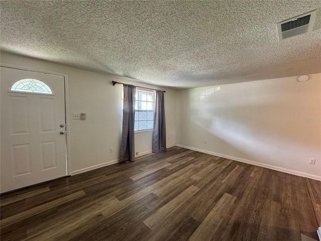 1004 MELROSE STREET B, Seffner, FL 33584