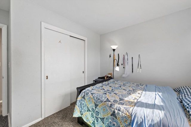 14430 Hyland DRIVE, Brookfield, WI 53005