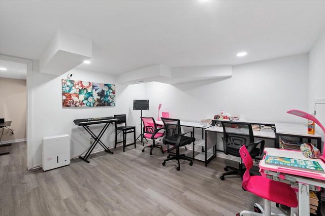 14430 Hyland DRIVE, Brookfield, WI 53005