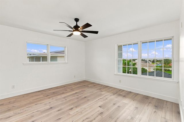 461 PALM ISLAND NE, Clearwater Beach, FL 33767