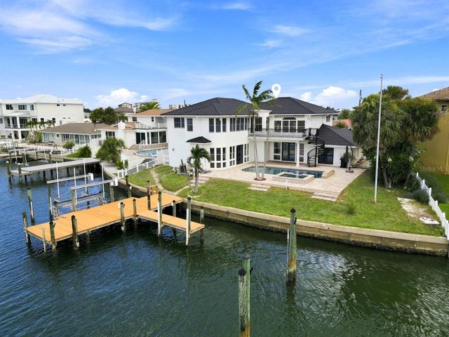 461 PALM ISLAND NE, Clearwater Beach, FL 33767