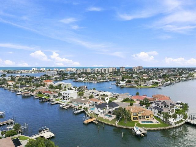 461 PALM ISLAND NE, Clearwater Beach, FL 33767