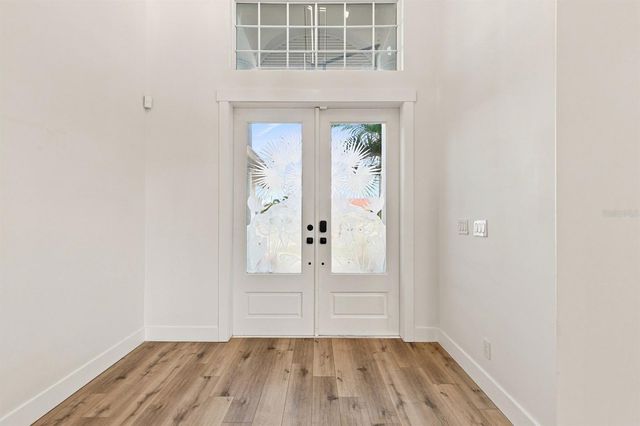 461 PALM ISLAND NE, Clearwater Beach, FL 33767