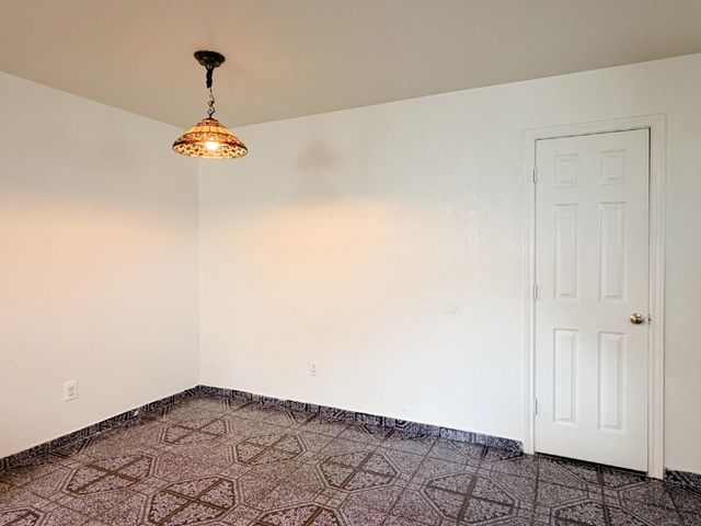 1202 Spell Avenue, Cleburne, TX 76033