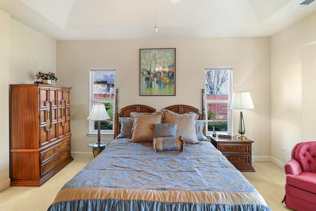 3859 Sea Lavender Court, Redding, CA 96001