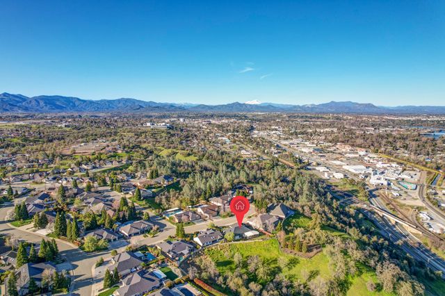 3859 Sea Lavender Court, Redding, CA 96001