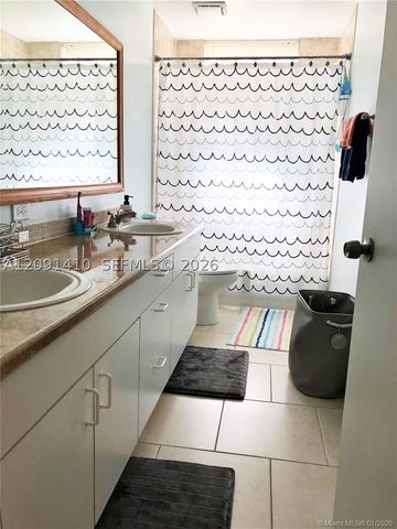 1372 Veracruz Ln 6-7, Weston, FL 33327