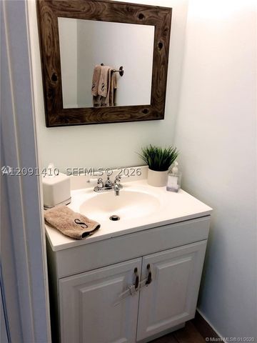 1372 Veracruz Ln 6-7, Weston, FL 33327