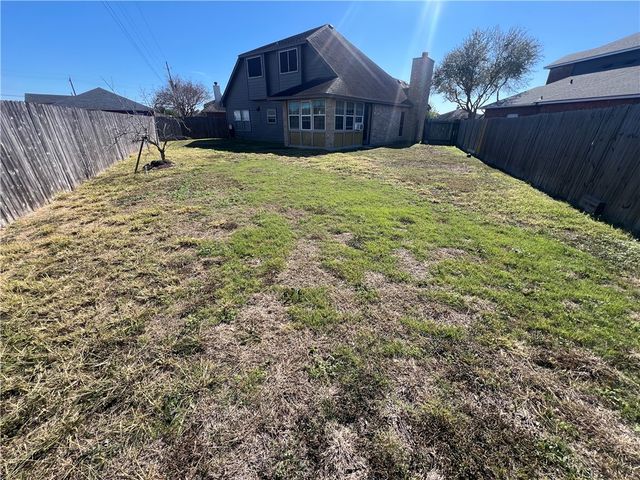 3202 Bordeaux Dr, Corpus Christi, TX 78414