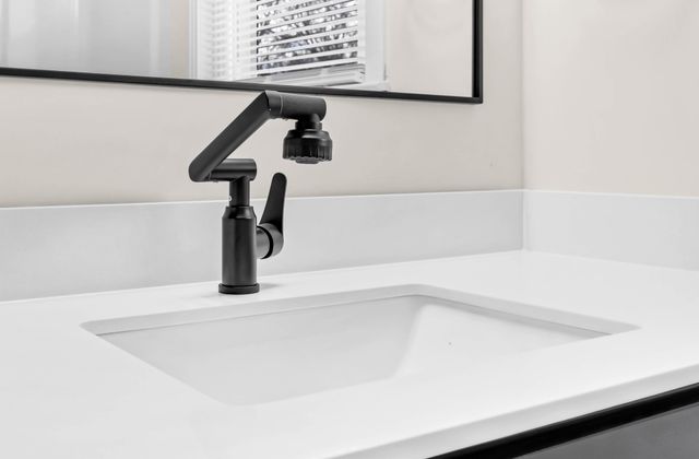 139 W Regent Dr, Clarksville, TN 37043