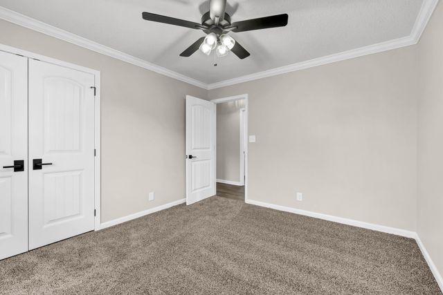 139 W Regent Dr, Clarksville, TN 37043