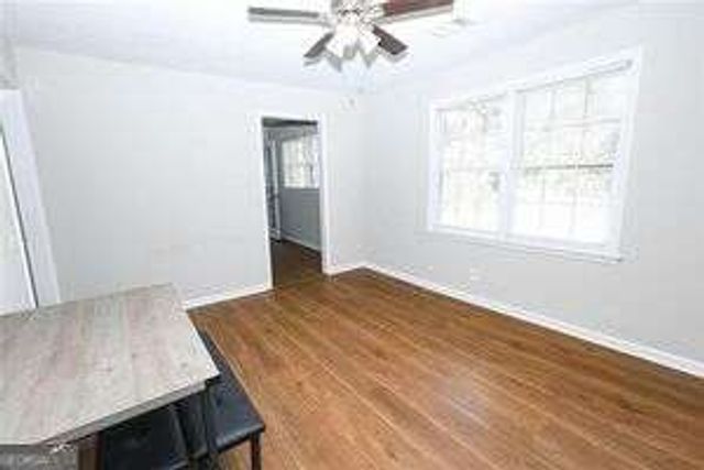 218 E East Bonacre Road, Cataula, GA 31804