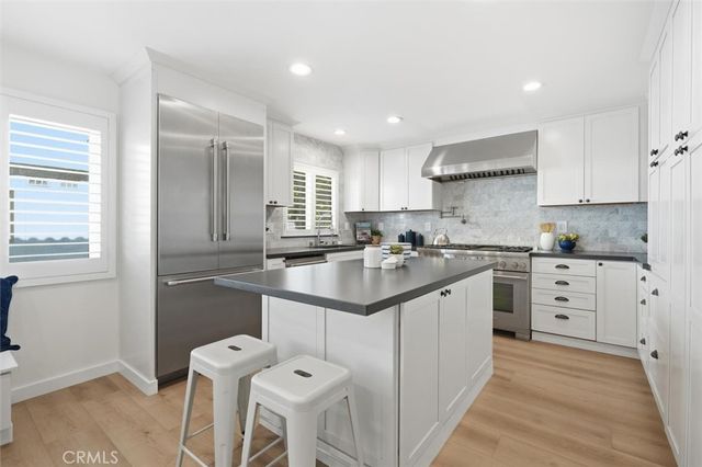 718 S Catalina 4, Redondo Beach, CA 90277