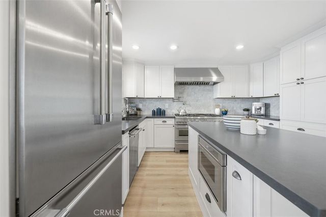 718 S Catalina 4, Redondo Beach, CA 90277