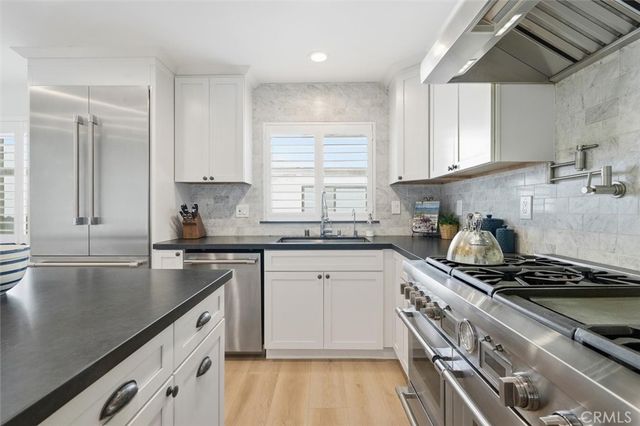 718 S Catalina 4, Redondo Beach, CA 90277