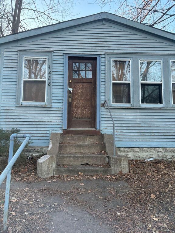 4228 5th St NE property
