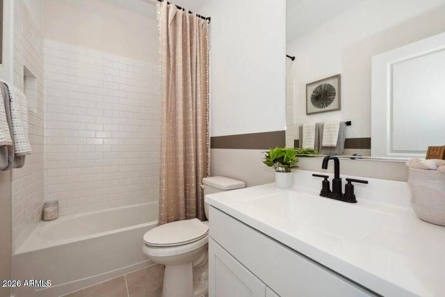 7964 W SANDS Road NW, Glendale, AZ 85303