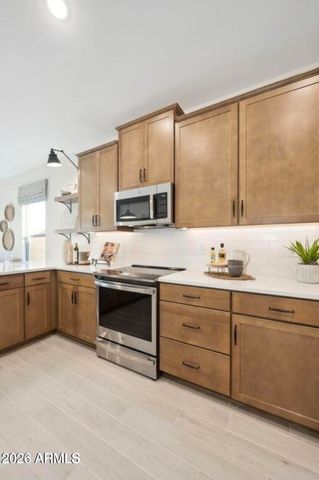 7964 W SANDS Road NW, Glendale, AZ 85303