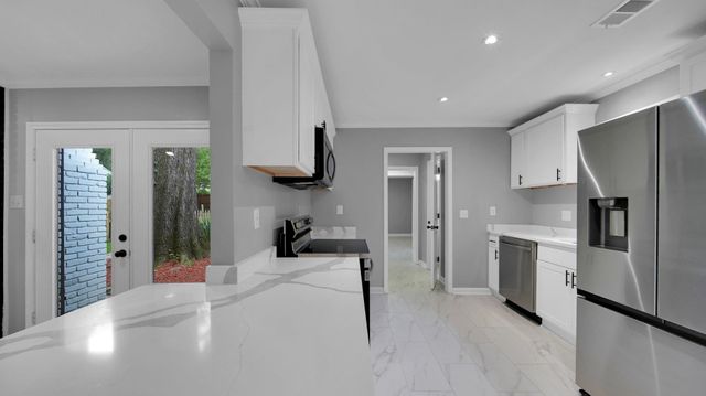 2266 WICKERWOOD CV, Memphis, TN 38119