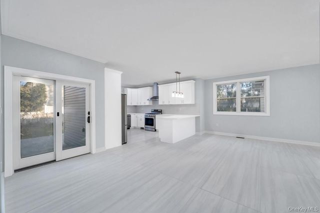 141 Emerson Avenue, Floral Park, NY 11001