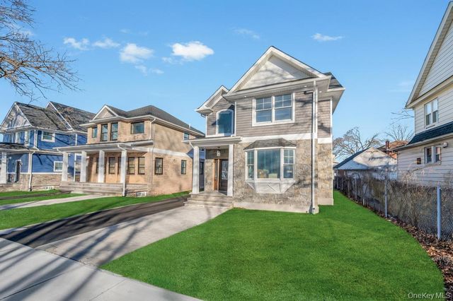 141 Emerson Avenue, Floral Park, NY 11001