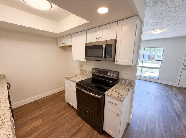 2768 GALATIAN PLACE, Orlando, FL 32817