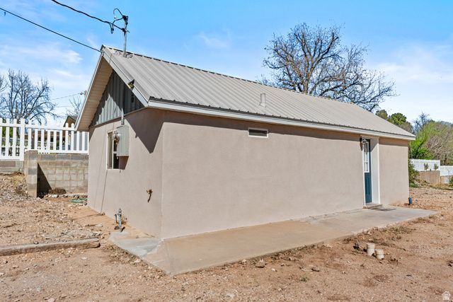 120 N 325 W, Hurricane, UT 84737
