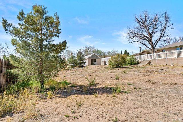 120 N 325 W, Hurricane, UT 84737