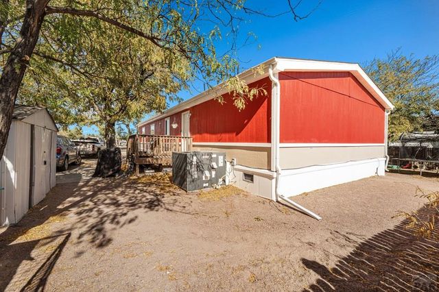 88 E Hemlock Dr, Pueblo West, CO 81007